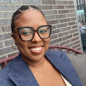 Meet your Posher, Britnee